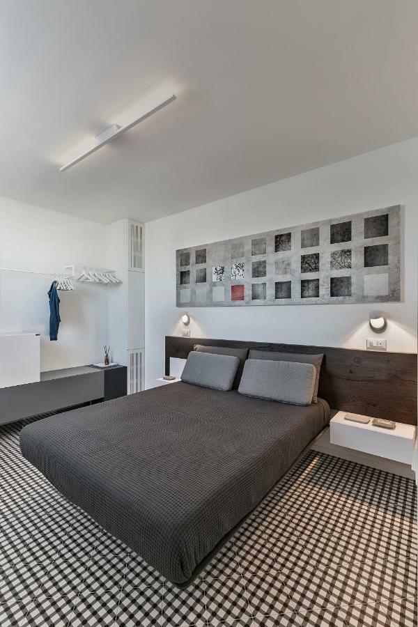 Apartamento Attico Sul Porto Antico Monopoli Exterior foto